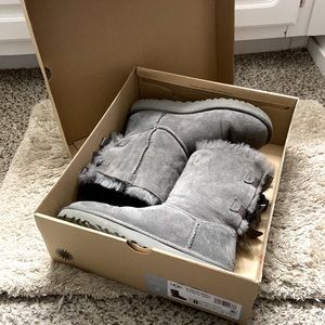 UGG Bailey Bow II